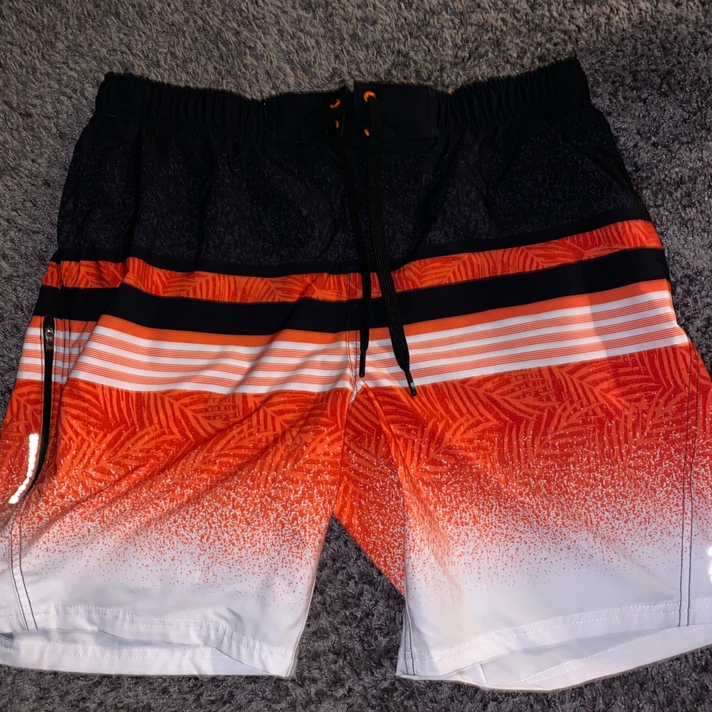 Bathing suit - Picture 2 of 7